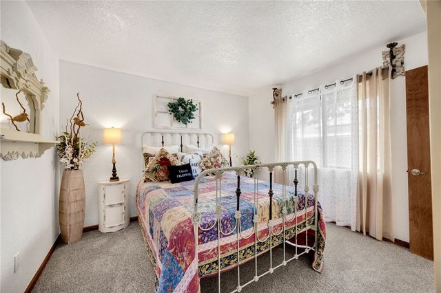 221 East, Norco, CA 92860