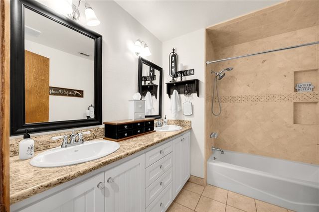 221 East, Norco, CA 92860