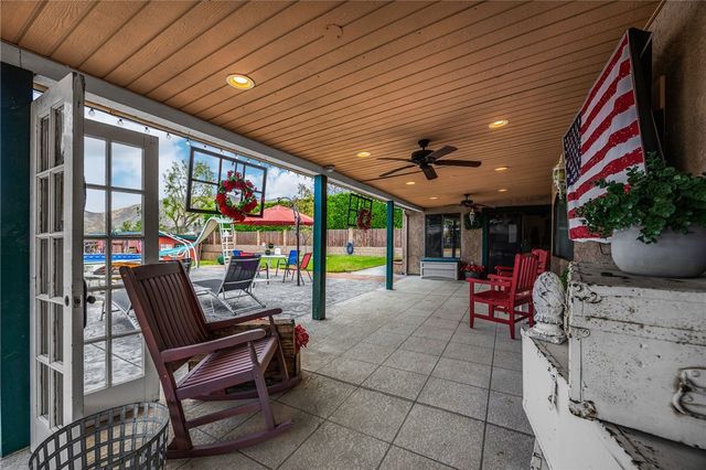 221 East, Norco, CA 92860