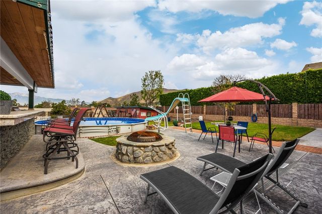 221 East, Norco, CA 92860