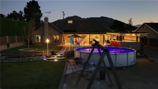 221 East, Norco, CA 92860