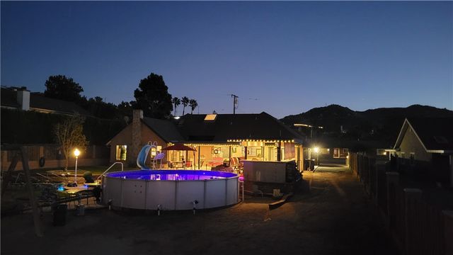 221 East, Norco, CA 92860