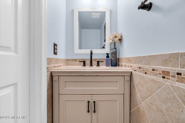 9 New Friendship Road, Howell, NJ 07731