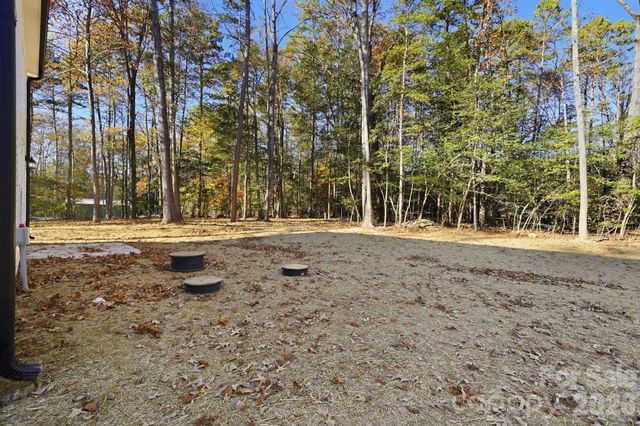 305 Mainsail Road, Salisbury, NC 28146