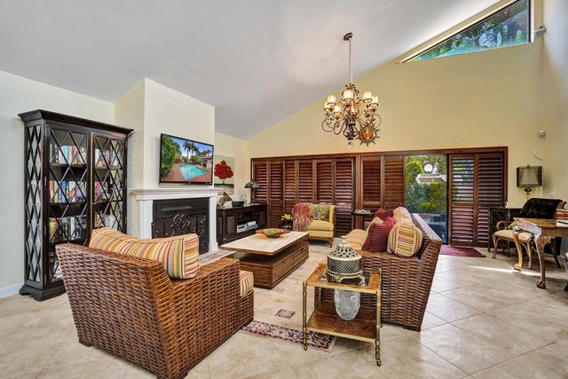 721 Deer Creek Via Genova, Deerfield Beach, FL 33442