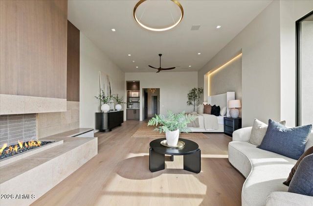 9790 N 56TH Street, Paradise Valley, AZ 85253