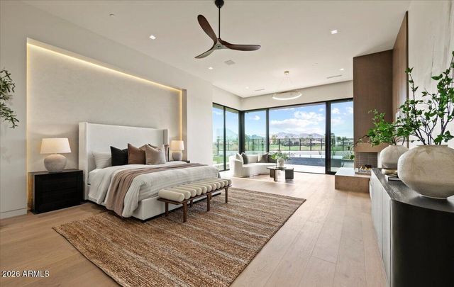 9790 N 56TH Street, Paradise Valley, AZ 85253