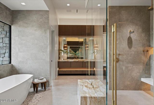 9790 N 56TH Street, Paradise Valley, AZ 85253