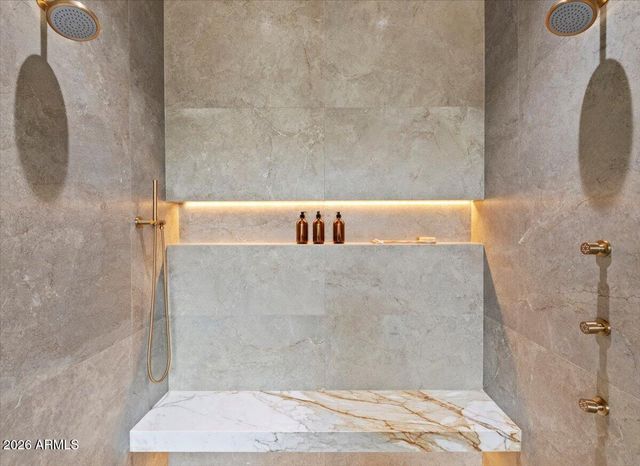 9790 N 56TH Street, Paradise Valley, AZ 85253