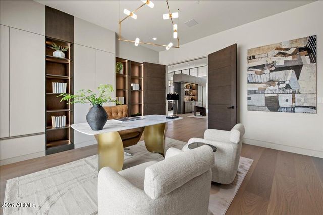 9790 N 56TH Street, Paradise Valley, AZ 85253