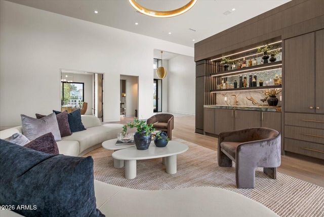 9790 N 56TH Street, Paradise Valley, AZ 85253