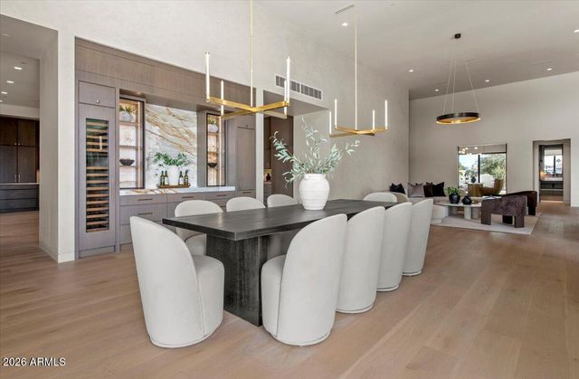 9790 N 56TH Street, Paradise Valley, AZ 85253