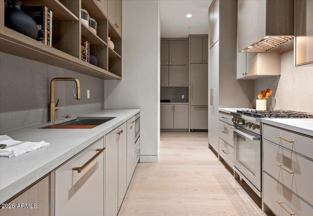 9790 N 56TH Street, Paradise Valley, AZ 85253