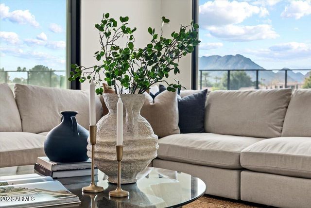 9790 N 56TH Street, Paradise Valley, AZ 85253