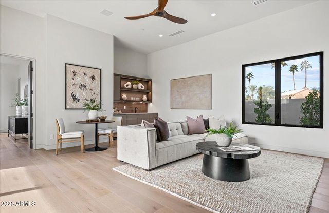 9790 N 56TH Street, Paradise Valley, AZ 85253