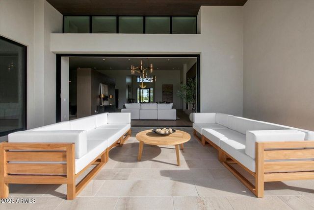 9790 N 56TH Street, Paradise Valley, AZ 85253