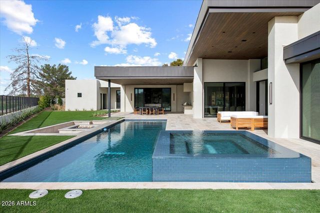 9790 N 56TH Street, Paradise Valley, AZ 85253