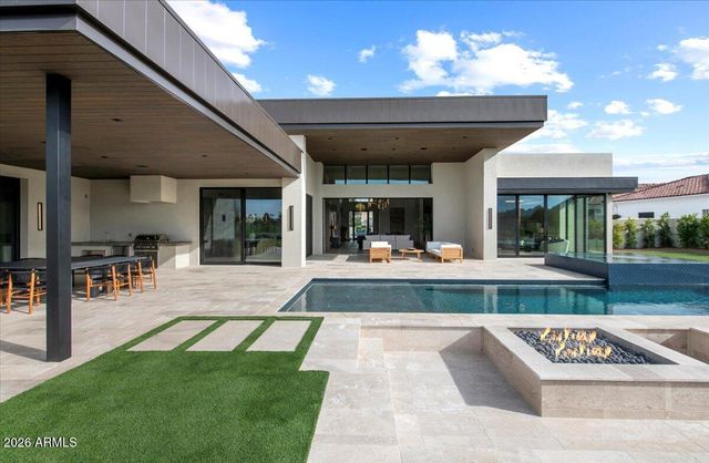 9790 N 56TH Street, Paradise Valley, AZ 85253