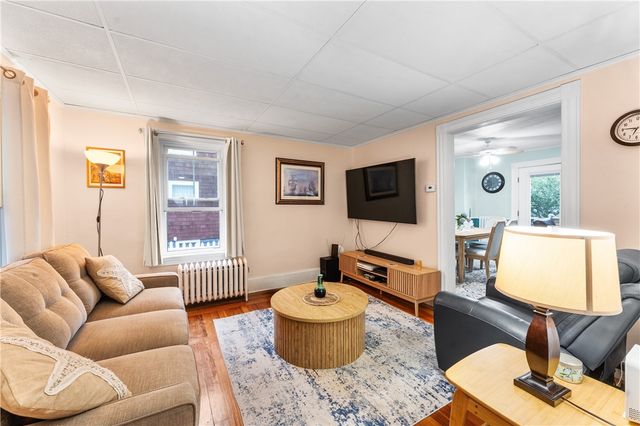 34 Kent Avenue, East Providence, RI 02914