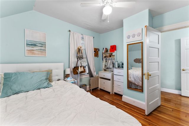 34 Kent Avenue, East Providence, RI 02914