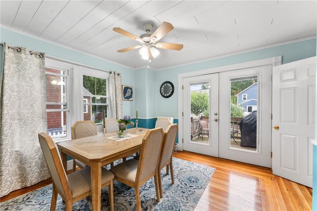 34 Kent Avenue, East Providence, RI 02914
