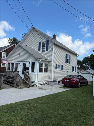 34 Kent Avenue, East Providence, RI 02914
