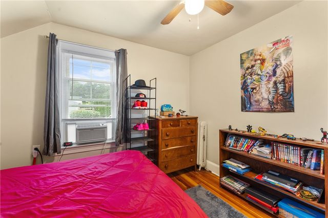 34 Kent Avenue, East Providence, RI 02914