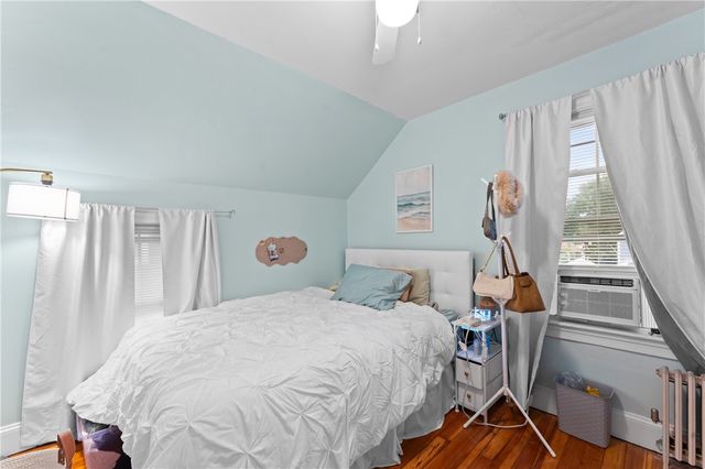 34 Kent Avenue, East Providence, RI 02914