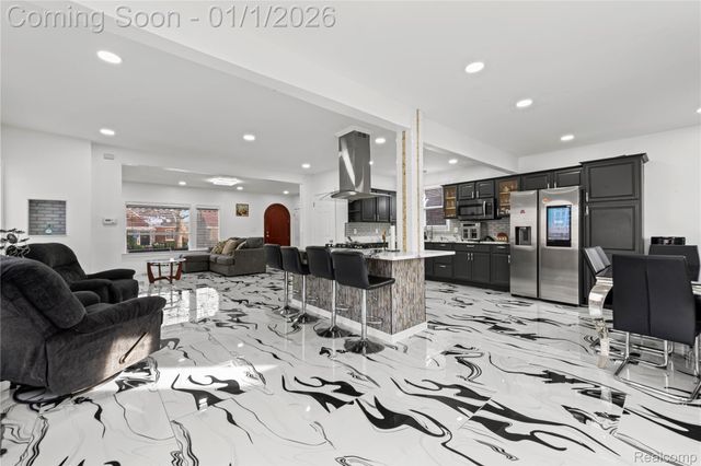 8355 Normile Street, Detroit, MI 48204