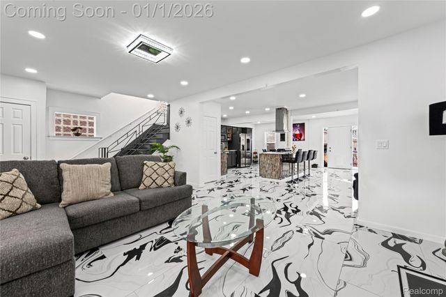 8355 Normile Street, Detroit, MI 48204