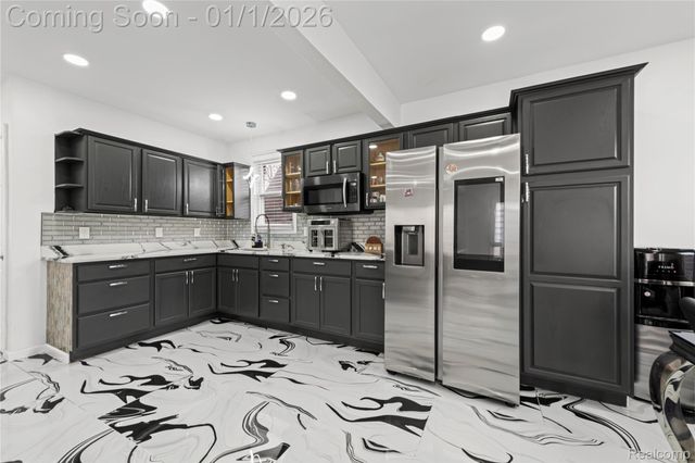 8355 Normile Street, Detroit, MI 48204