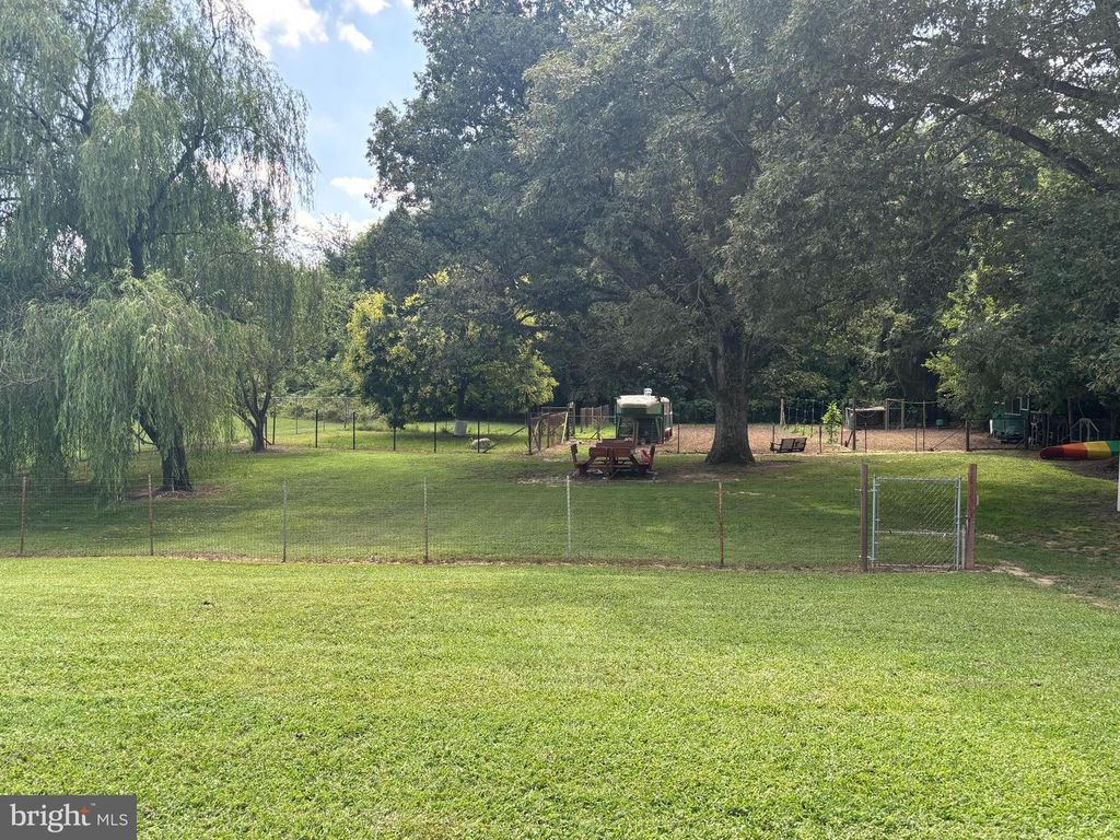2101 DUDLEY CORNERS RD, Crumpton, MD 21628