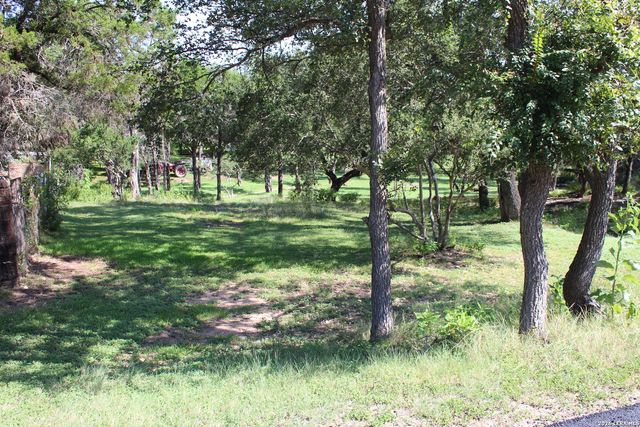 878 LEDGEVIEW DR., Canyon Lake, TX 78133