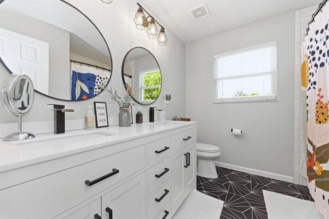 5606 Beech Grove Drive, Miami Twp, OH 45150