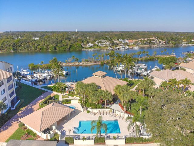 513 Oak Harbour Drive, Juno Beach, FL 33408