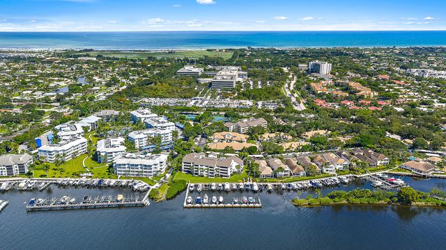 513 Oak Harbour Drive, Juno Beach, FL 33408
