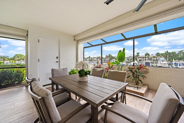 513 Oak Harbour Drive, Juno Beach, FL 33408