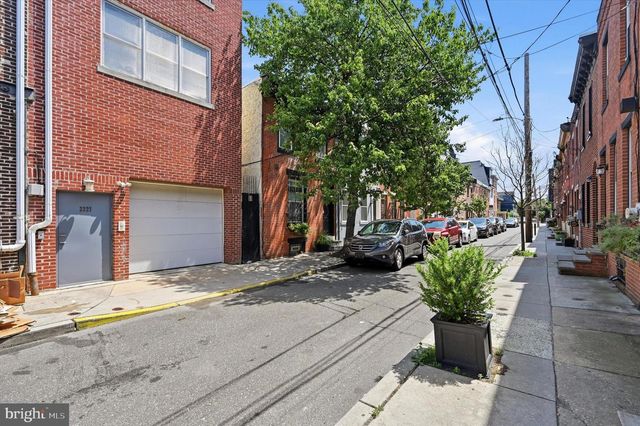 2227 GRAYS FERRY AVE, Philadelphia, PA 19146
