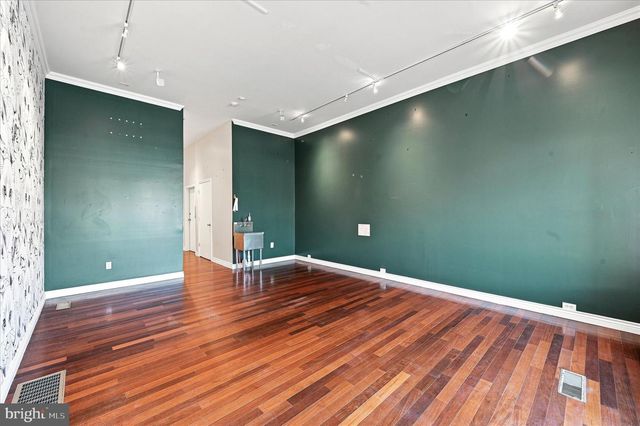 2227 GRAYS FERRY AVE, Philadelphia, PA 19146