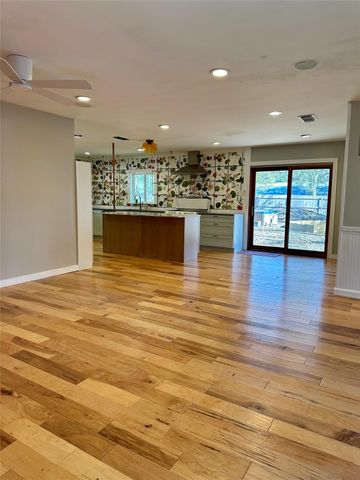 2507 E Side DR, Austin, TX 78704