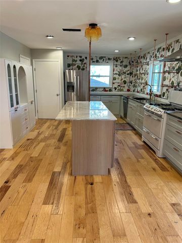 2507 E Side DR, Austin, TX 78704