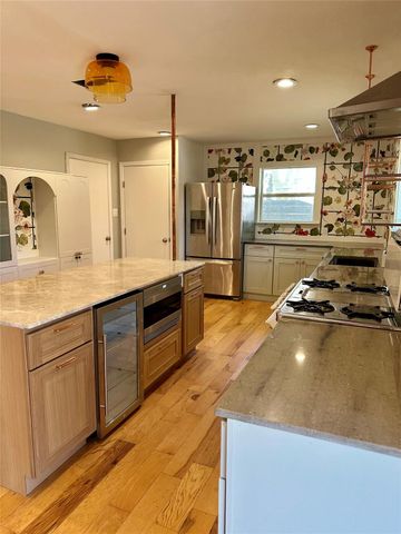 2507 E Side DR, Austin, TX 78704