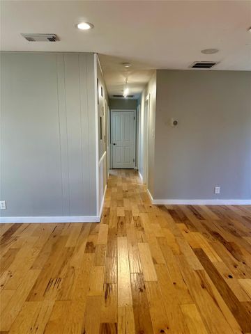 2507 E Side DR, Austin, TX 78704