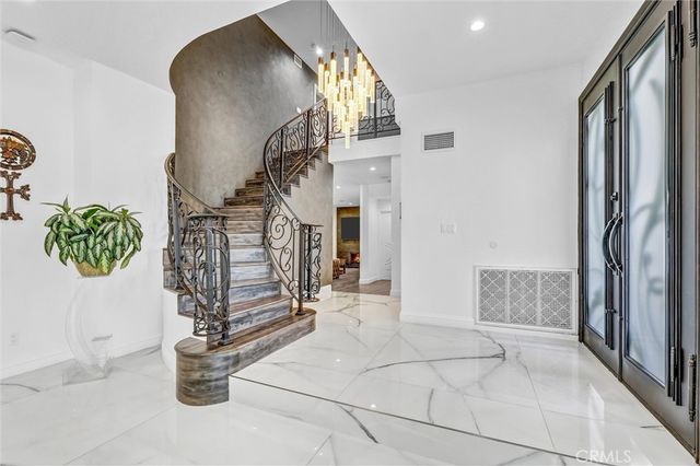 11765 Monte Leon, Porter Ranch, CA 91326