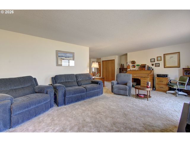 1206 Nw 133RD St A, Vancouver, WA 98685