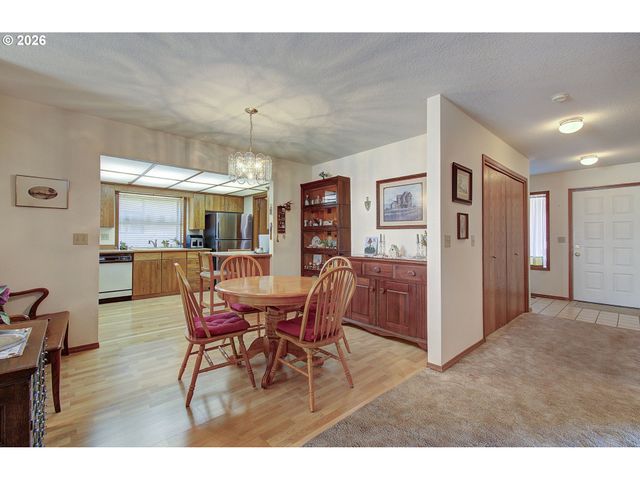 1206 Nw 133RD St A, Vancouver, WA 98685
