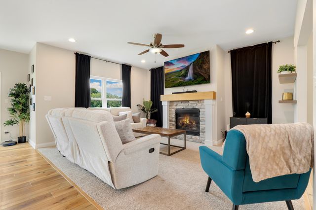 9930 Beacon Pointe Lane, Cedar Lake, IN 46303