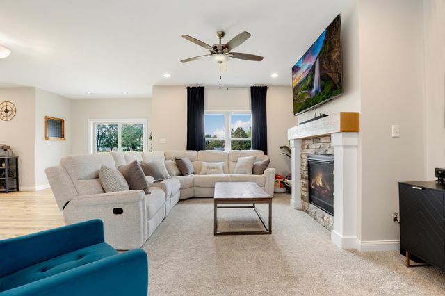 9930 Beacon Pointe Lane, Cedar Lake, IN 46303