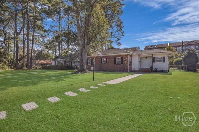 115 E 60th Street, Savannah, GA 31405