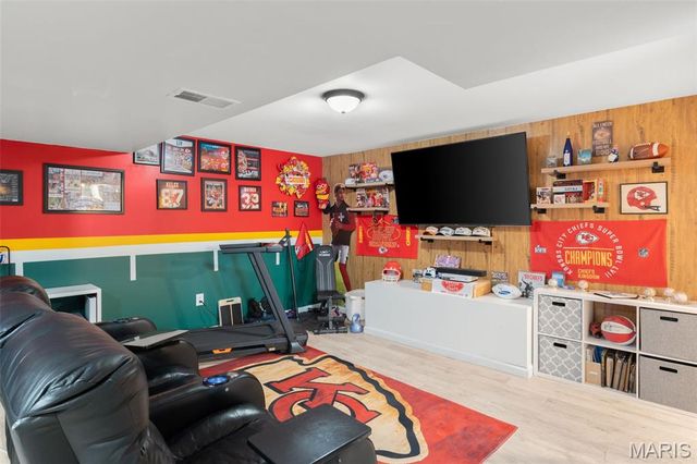 41 Great Owls Way, Winfield, MO 63389